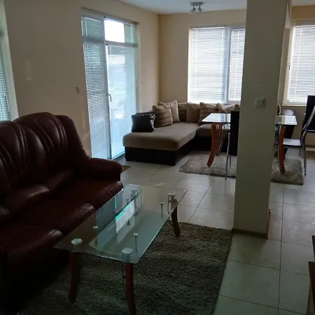 Апартаменти Костадинов Apartment *