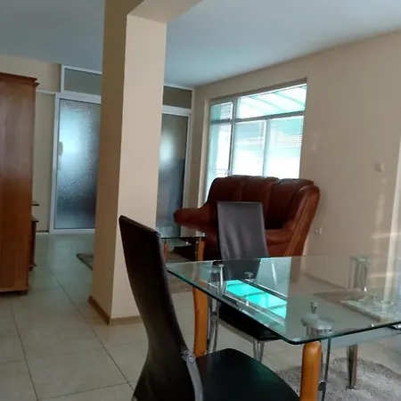 Apartment Апартаменти Костадинов *